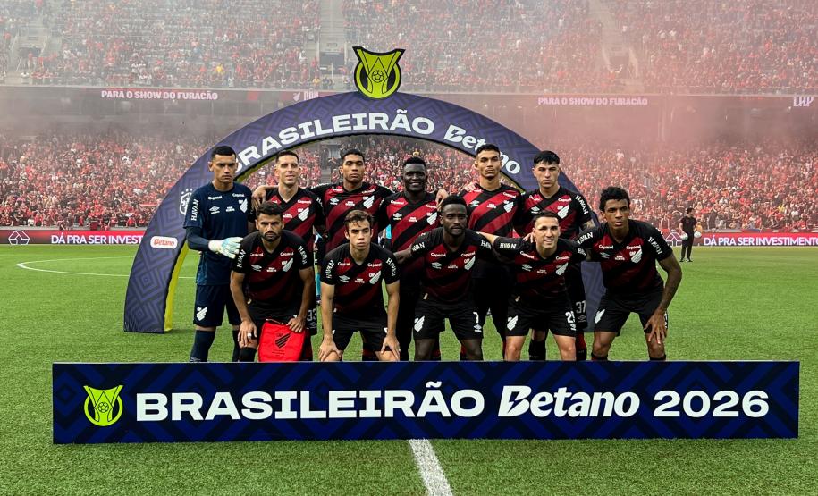 A atuação da PMPR teve início ainda nas primeiras horas da manhã, com reforço no policiamento desde as 8h até as 22H