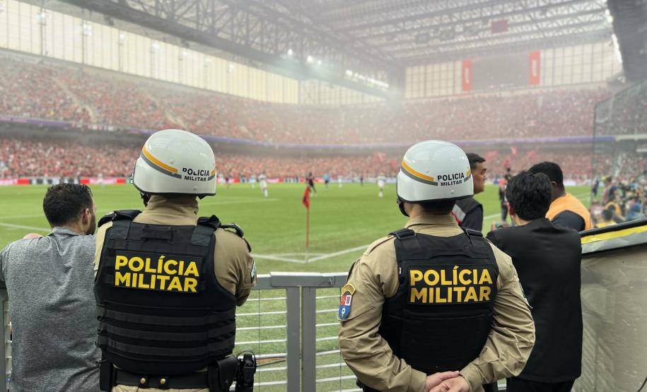 A atuação da PMPR teve início ainda nas primeiras horas da manhã, com reforço no policiamento desde as 8h até as 22H