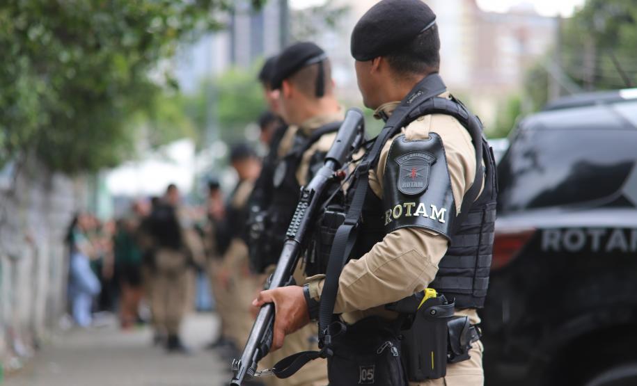 A atuação da PMPR teve início ainda nas primeiras horas da manhã, com reforço no policiamento desde as 8h até as 22H