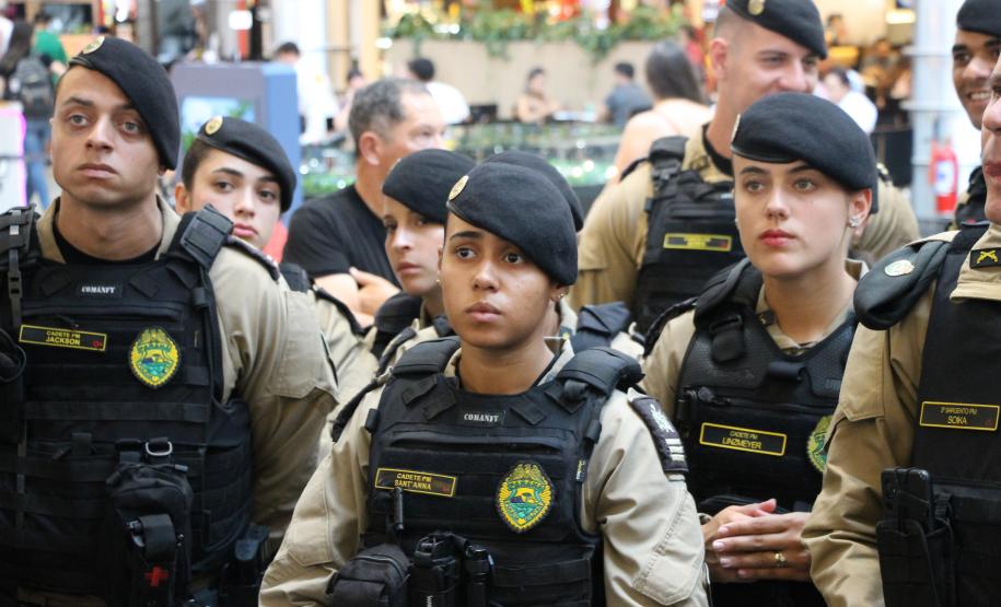 PMPR e Forças de Segurança Intensificam Ações de Proteção à Mulher durante evento da SESP no Shopping Estação