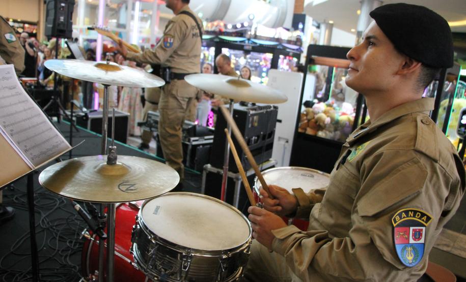 PMPR e Forças de Segurança Intensificam Ações de Proteção à Mulher durante evento da SESP no Shopping Estação