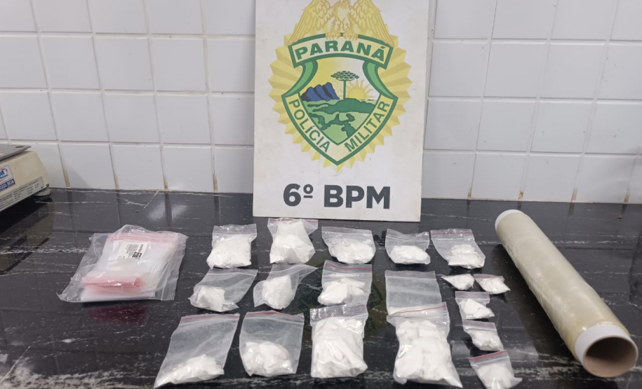 PMPR prende homem por tráfico de drogas e apreende porções de cocaína em Cascavel