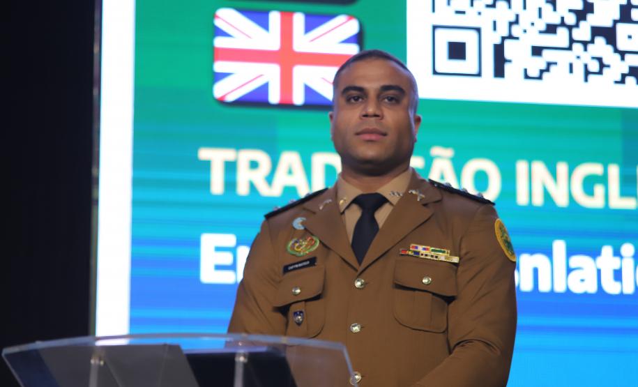 O evento reúne mais de 100 delegações, representando 23 países e 23 estados brasileiros