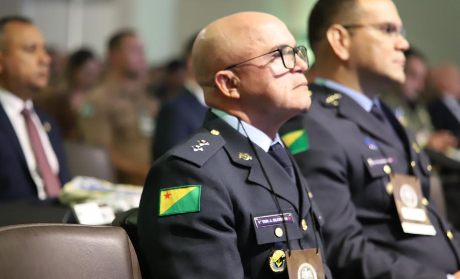 O evento reúne mais de 100 delegações, representando 23 países e 23 estados brasileiros