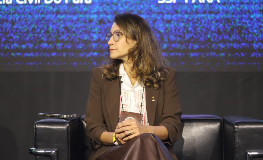 O evento reúne mais de 100 delegações, representando 23 países e 23 estados brasileiros