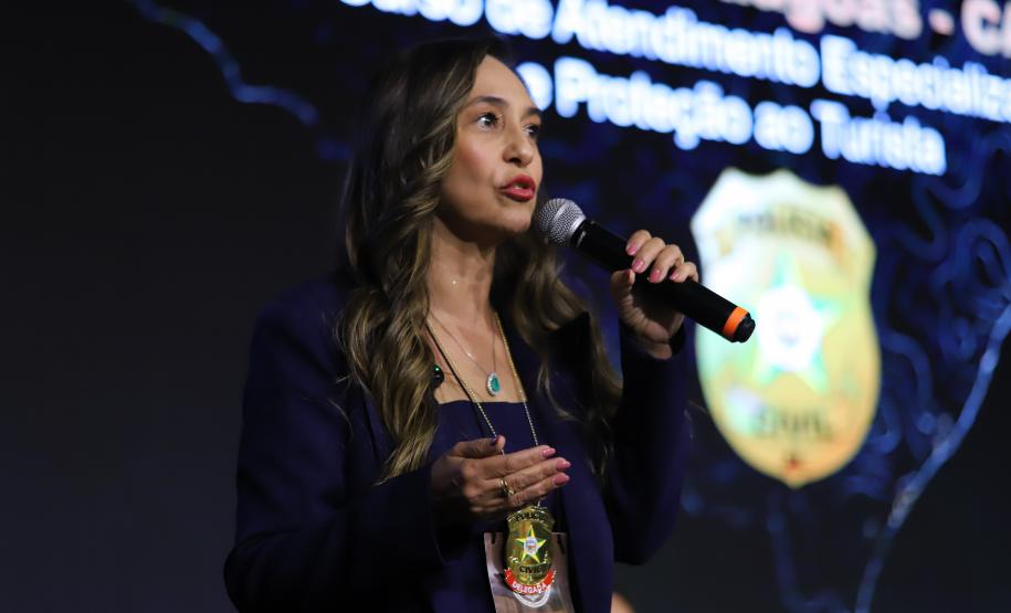 Ao longo do dia, o simpósio reforçou seu caráter internacional, promovendo a troca de experiências entre profissionais de diferentes países