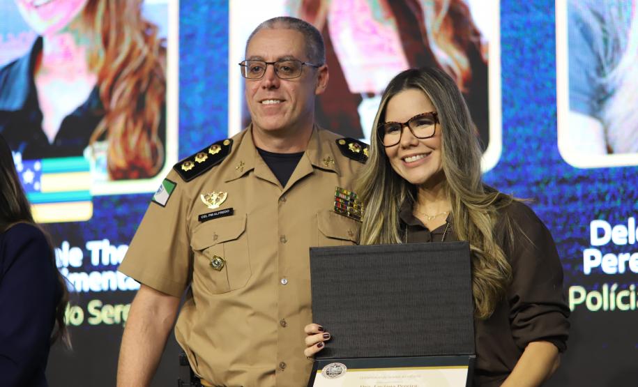 Ao longo do dia, o simpósio reforçou seu caráter internacional, promovendo a troca de experiências entre profissionais de diferentes países