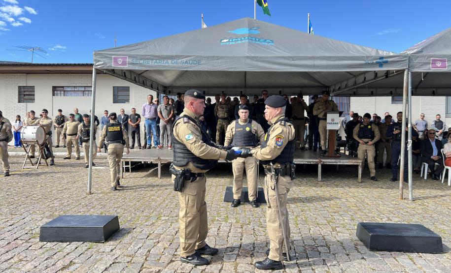 O ato marcou a entrega do comando do tenente-coronel Luiz Alexandre Murbach Soares ao major Paulo Fernando Pires Ribeiro