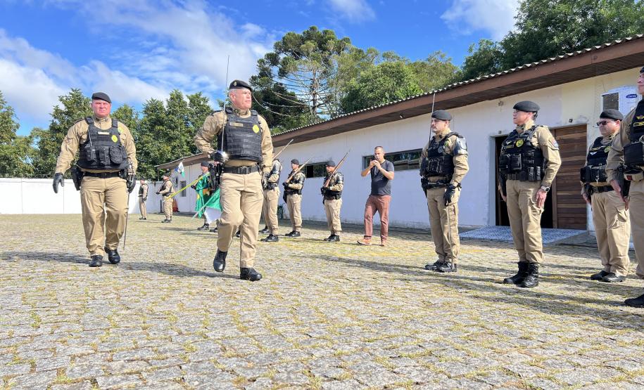 O ato marcou a entrega do comando do tenente-coronel Luiz Alexandre Murbach Soares ao major Paulo Fernando Pires Ribeiro