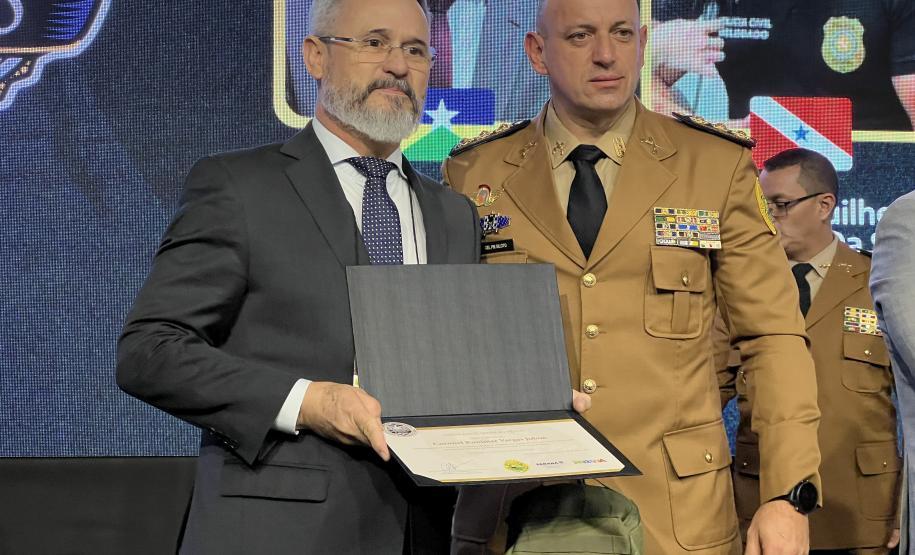 O evento reúne mais de 100 delegações, representando 23 países e 23 estados brasileiros