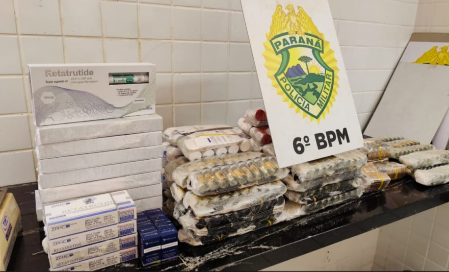 PMPR e PF prendem homem com medicamentos contrabandeados na BR-277, em Cascavel