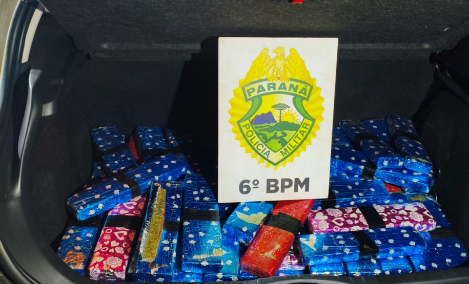 PMPR prende duas mulheres e apreende mais de 170 kg de maconha em Cascavel