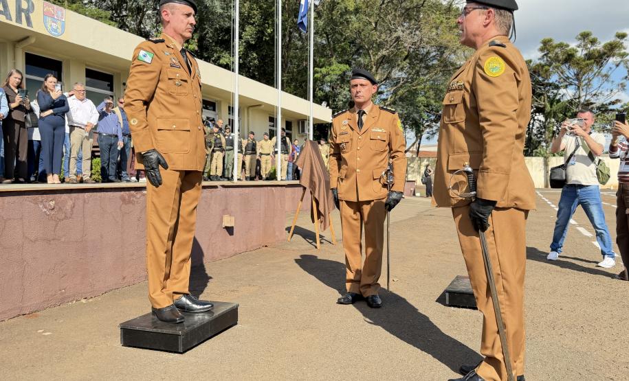 A Polícia Militar do Paraná (PMPR) realizou, na tarde desta quarta-feira (27), a solenidade de entrega de comando do 15º Batalhão de Polícia Militar (15º BPM)
