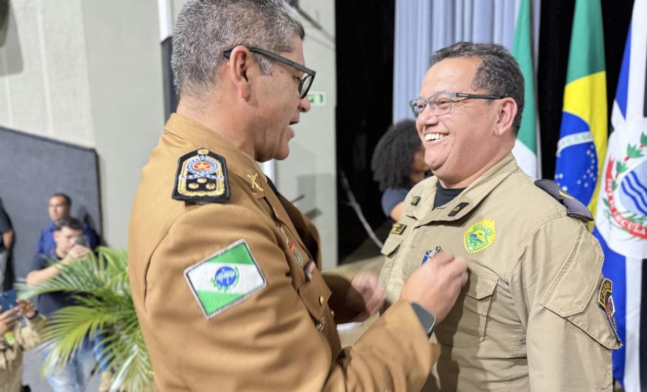Durante a solenidade, foram entregues a Medalha “Guardião do Norte Pioneiro” e a Medalha Policial Militar
