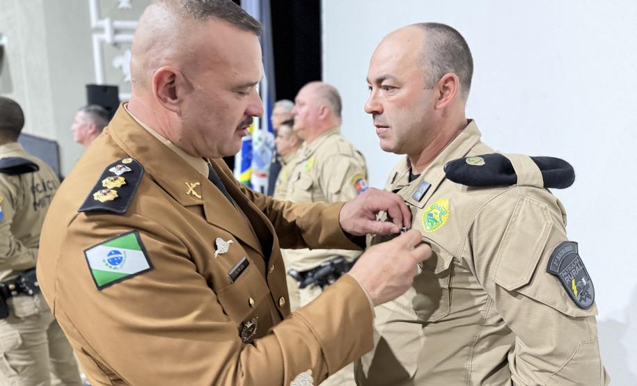 Durante a solenidade, foram entregues a Medalha “Guardião do Norte Pioneiro” e a Medalha Policial Militar