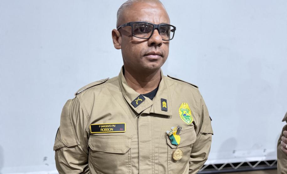Durante a solenidade, foram entregues a Medalha “Guardião do Norte Pioneiro” e a Medalha Policial Militar