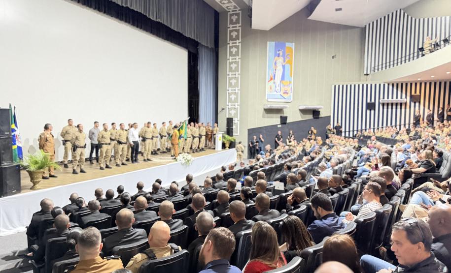 Durante a solenidade, foram entregues a Medalha “Guardião do Norte Pioneiro” e a Medalha Policial Militar