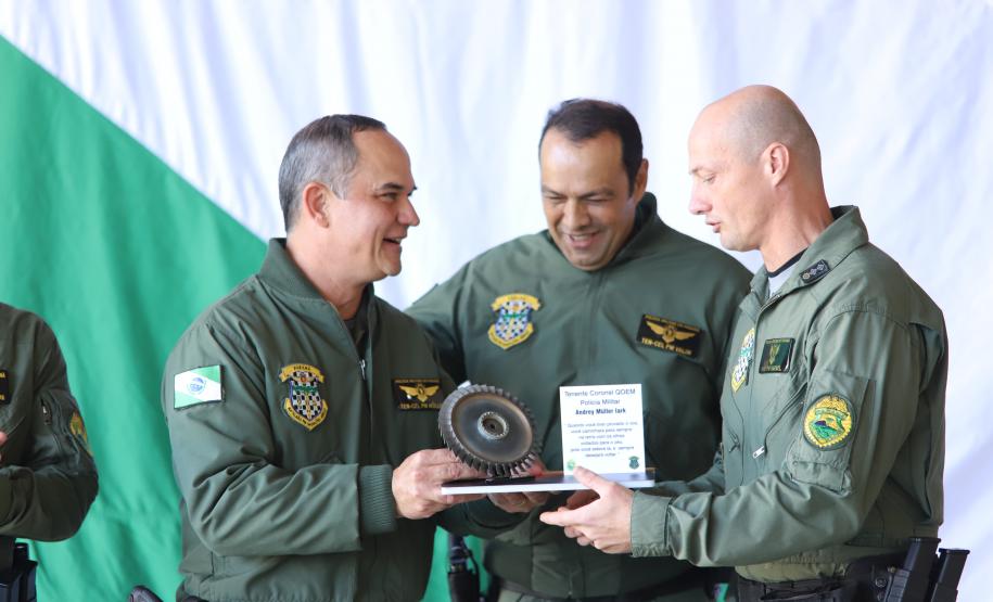 Na ocasião, o tenente-coronel Andrey Müller Iark transmitiu a função ao tenente-coronel Márcio Valim de Souza