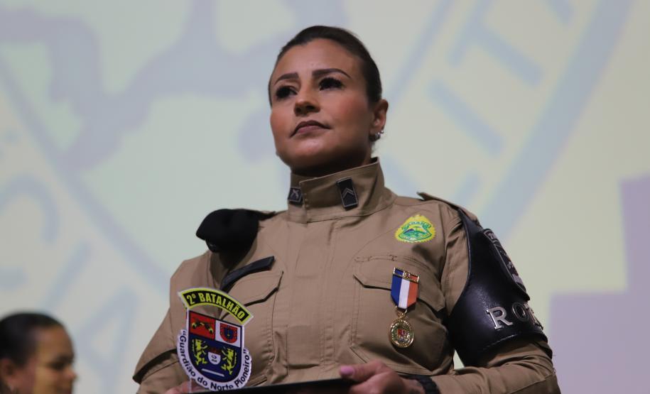 Durante a solenidade, foram entregues a Medalha “Guardião do Norte Pioneiro” e a Medalha Policial Militar