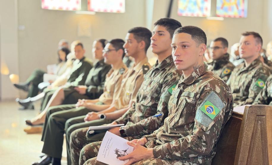 PMPR participa das celebrações da Páscoa dos Militares em Curitiba