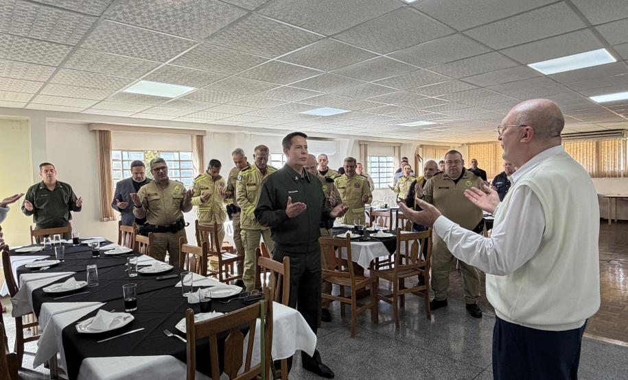 PMPR participa das celebrações da Páscoa dos Militares em Curitiba