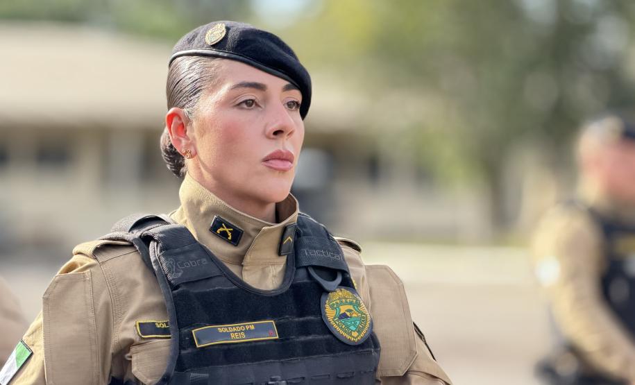 O evento reuniu autoridades militares e civis, veteranos, policiais da ativa, familiares e convidados para celebrar a trajetória da Cavalaria paranaense