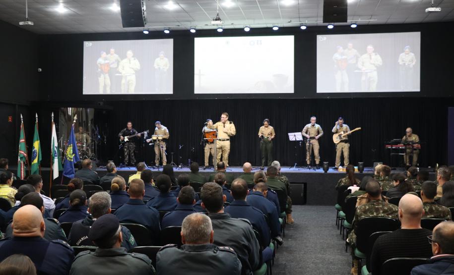 PMPR participa das celebrações da Páscoa dos Militares em Curitiba