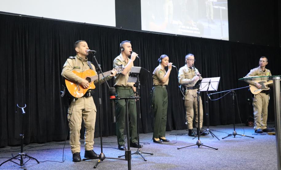PMPR participa das celebrações da Páscoa dos Militares em Curitiba