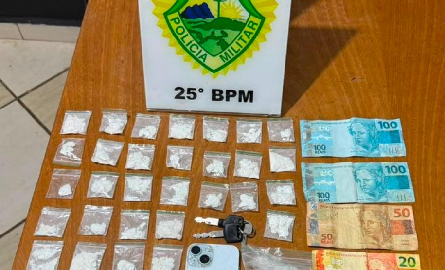 PMPR prende homem por tráfico de drogas após acompanhamento em Umuarama