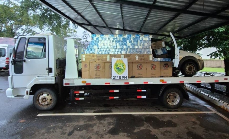 PMPR realiza prisão de três suspeitos e apreende cerca de 13 mil maços de cigarros contrabandeados na PR-483