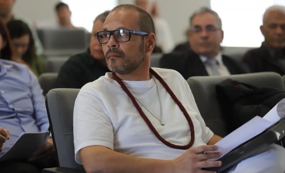 Reunião em Curitiba foi presidida pelo comandante do Comando do Policiamento Especializado, coronel Rogério Gomes Pitz, e abordou a criação de diretrizes para padronizar a atuação policial, com respeito à liberdade religiosa e aos direitos fundamentais.
