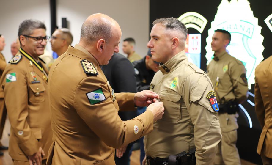 PMPR celebra 62 anos do Batalhão de Polícia Rodoviária com homenagens e entrega de condecorações