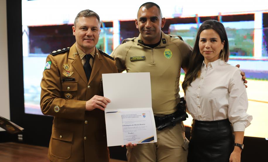 PMPR celebra 62 anos do Batalhão de Polícia Rodoviária com homenagens e entrega de condecorações