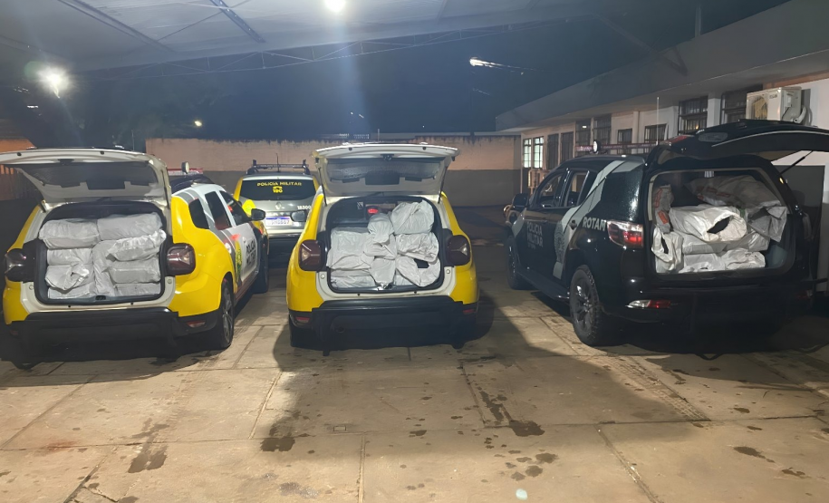 PMPR apreende 729 quilos de maconha em barracão comercial de Sarandi