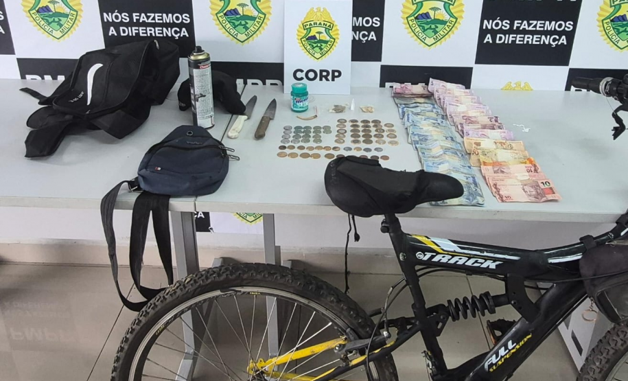 PMPR prende dois homens, apreende drogas e recupera bicicleta em Curitiba