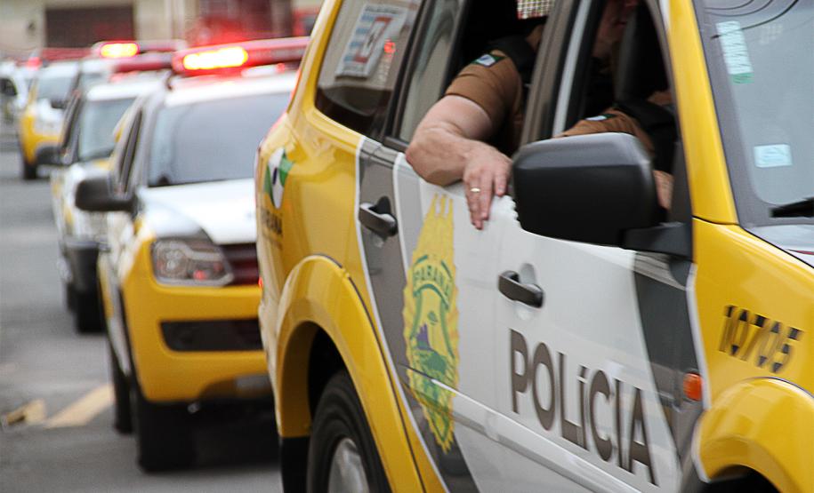 Drogas, dinheiro, munição e simulacro são apreendidos pela PM na região Noroeste do estado Drogas, dinheiro, munição e simulacro são apreendidos pela PM na região Noroeste do estado