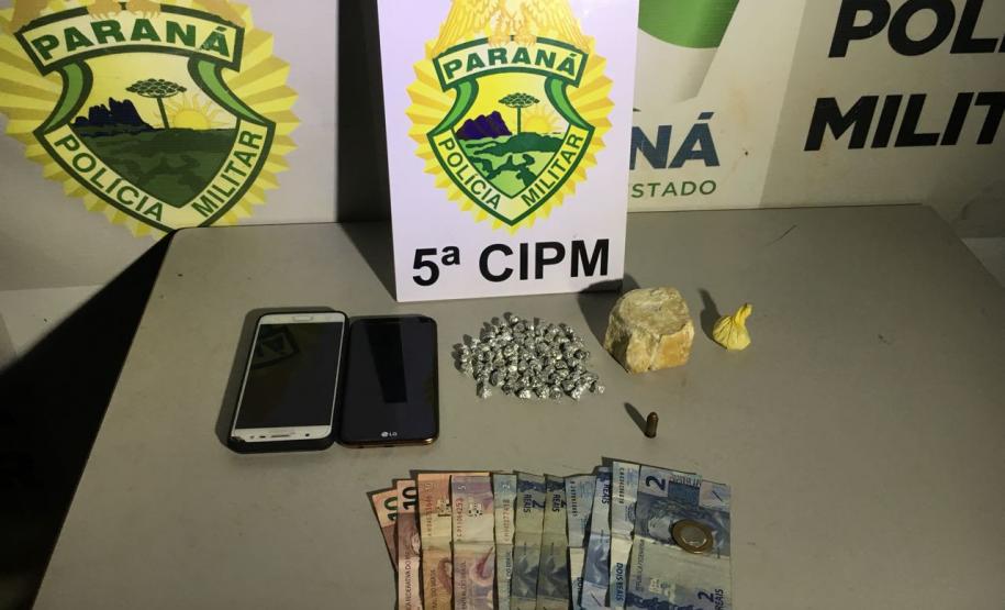 Durante abordagem no Noroeste do estado, PM apreende drogas, munição e dinheiro Durante abordagem no Noroeste do estado, PM apreende drogas, munição e dinheiro