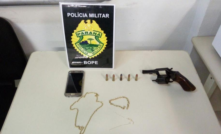 Objetos são recuperados e arma de fogo é apreendida pelo BOPE durante ações em Curitiba