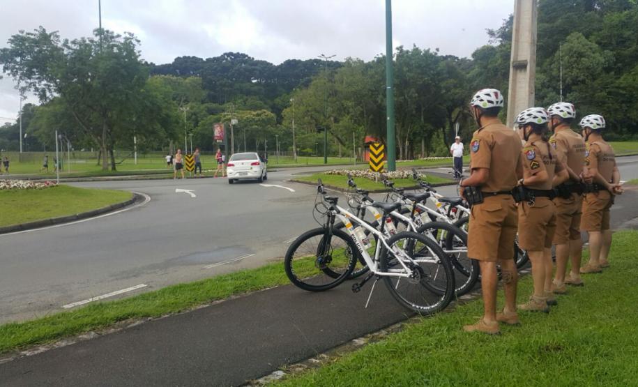 Maconha é apreendida e suspeitos encaminhados pela PM durante Operação Verão Curitiba nos Parque Barigui e Passaúna