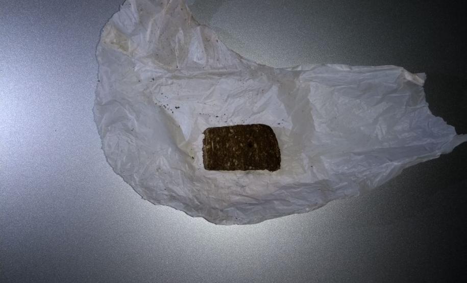 PM encaminha sete pessoas à delegacia e apreende produtos furtados e drogas na região Oeste PM encaminha sete pessoas à delegacia e apreende produtos furtados e drogas na região Oeste