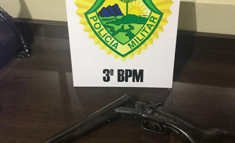 PM prende quatro homens e apreende drogas, espingarda e munições em situações distintas no Sudoeste do estado