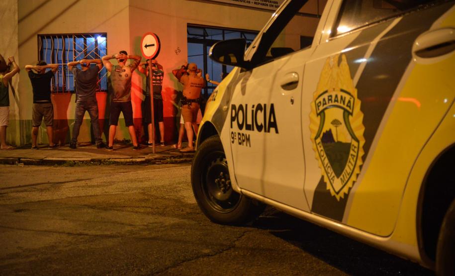 20-01-18 GuaratubaOperação contra Drogas em Estabelecimentos Comerciais