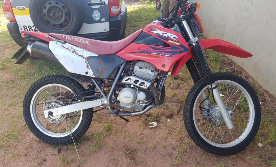 Motocicleta é recuperada pela PM e homem conduzido após fazer a esposa de refém em Cianorte