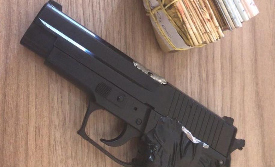 Após roubo no Norte do estado, Polícia Militar encaminha adolescentes e apreende simulacro, veículo e dinheiro