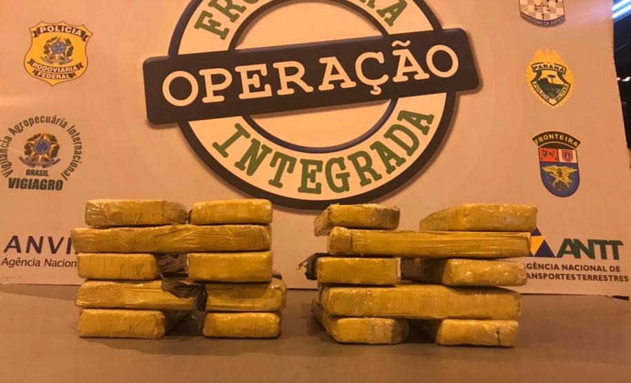 BPFron apreende 19 tabletes de maconha em Foz do Iguaçu (PR) BPFron apreende 19 tabletes de maconha em Foz do Iguaçu (PR)