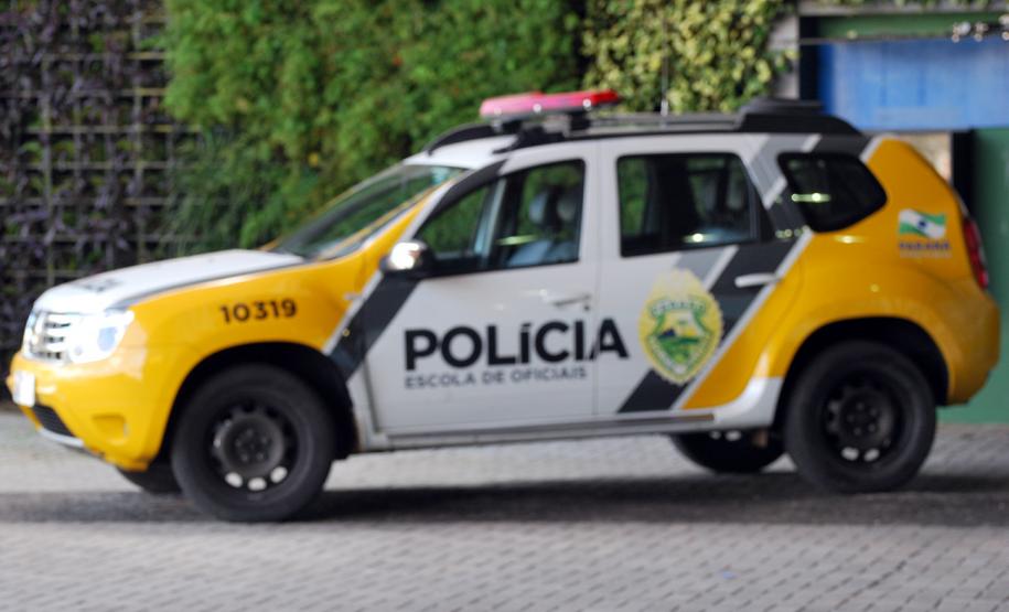 Homem com tornozeleira eletrônica é encaminhado pela PM em Londrina após roubo de veículo