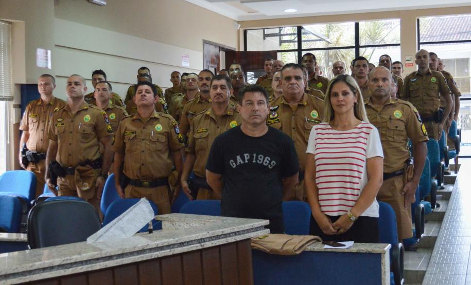 16 02 18 GuaratubaReunião finalizando os trabalhos da Operação Verão com a tropa na Câmara de Vereadores