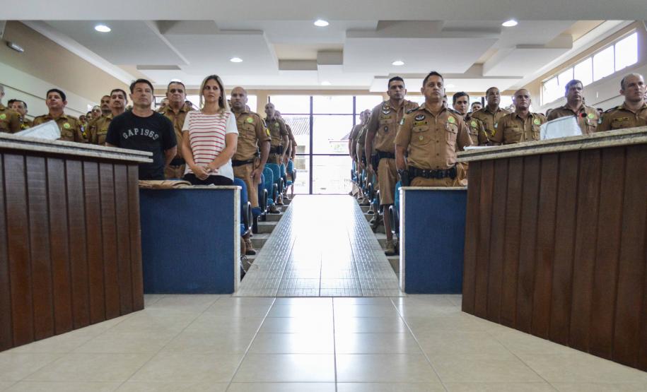 16 02 18 GuaratubaReunião finalizando os trabalhos da Operação Verão com a tropa na Câmara de Vereadores