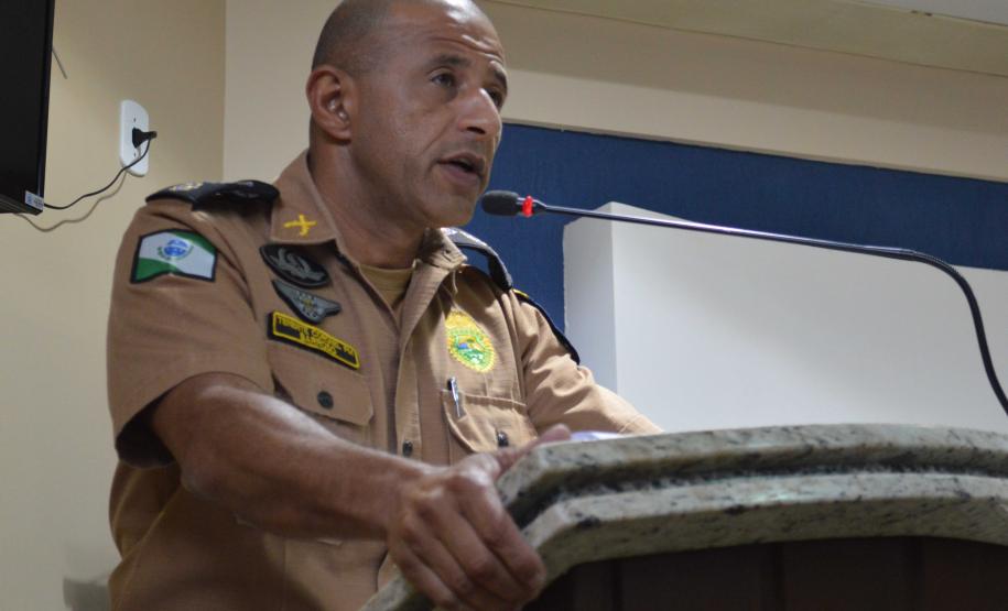 16 02 18 GuaratubaReunião finalizando os trabalhos da Operação Verão com a tropa na Câmara de Vereadores Ten.-Cel. Rui Noé Barroso Torres Comandante do 9º BPM