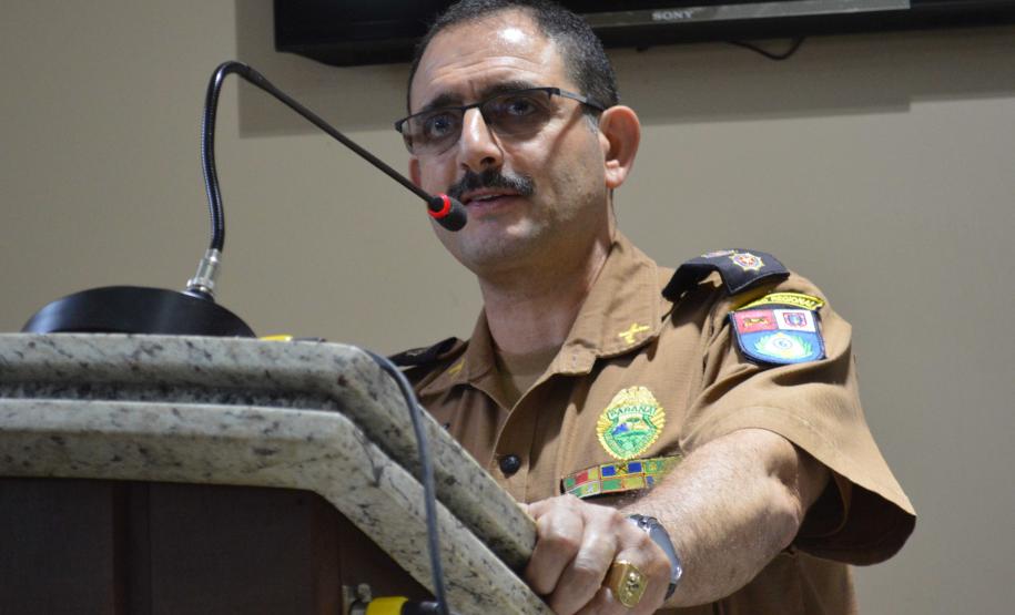 16 02 18 GuaratubaCel. QOPM Chehade Elias Geha Comandante do 6º CRPM